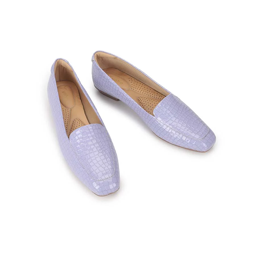 Bliss Casual Crocodile Printed Loafers for Women - Image 3
