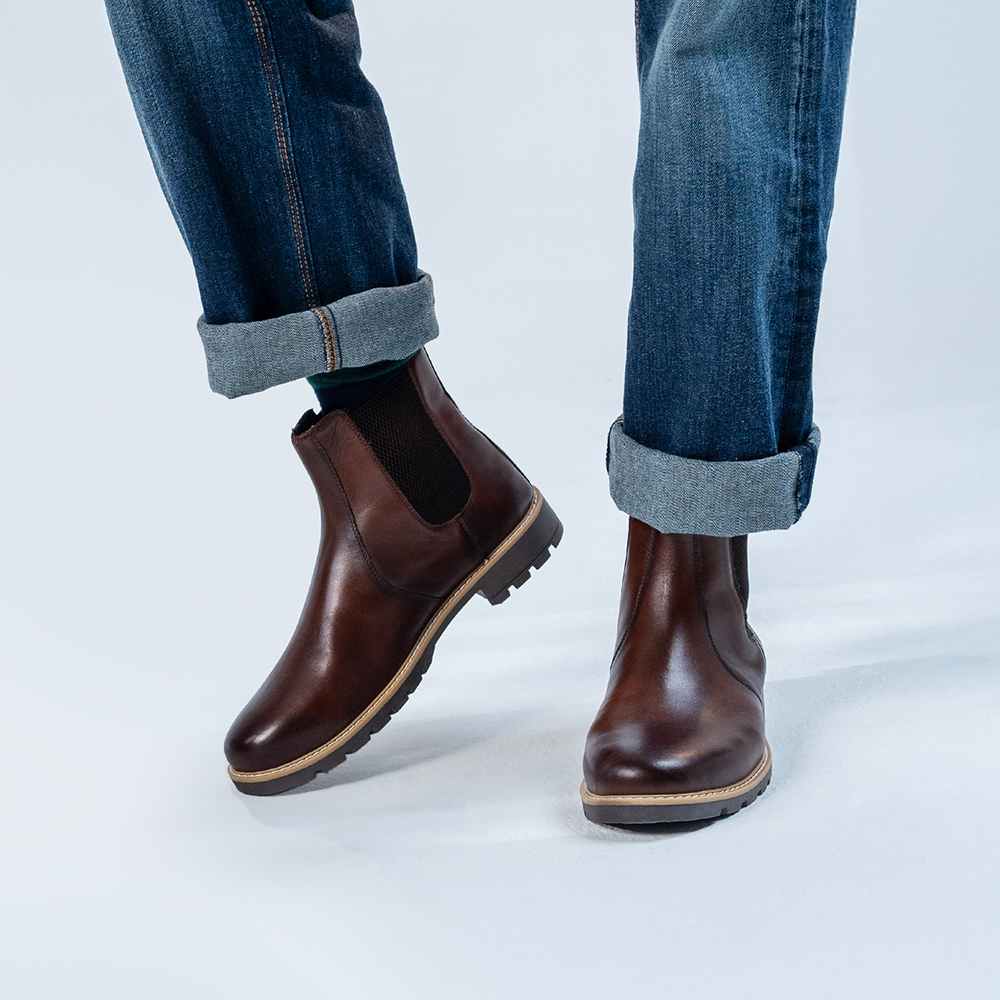 Men Chelsea Leather Boots - Image 18